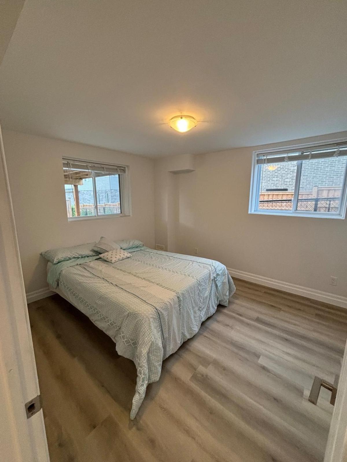 One-Bedroom Unit At Vista Hill Waterloo Bagian luar foto