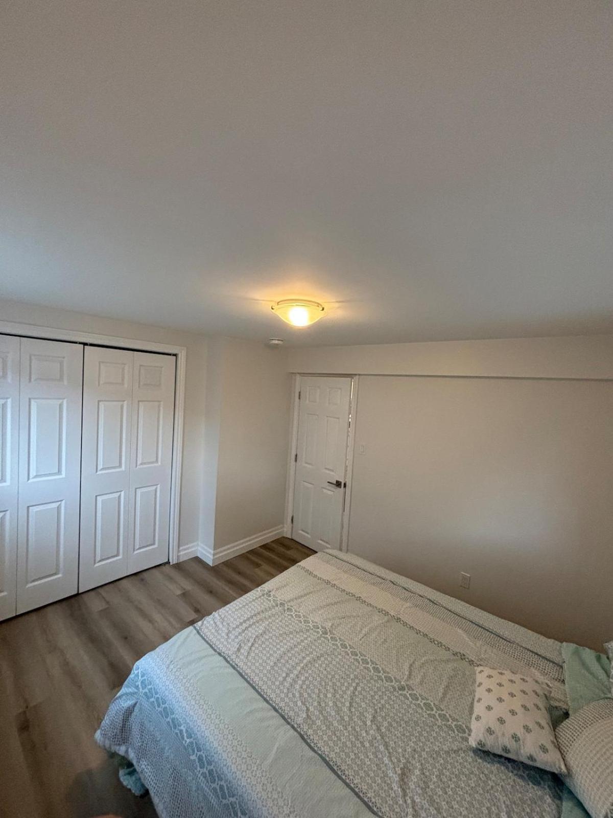 One-Bedroom Unit At Vista Hill Waterloo Bagian luar foto